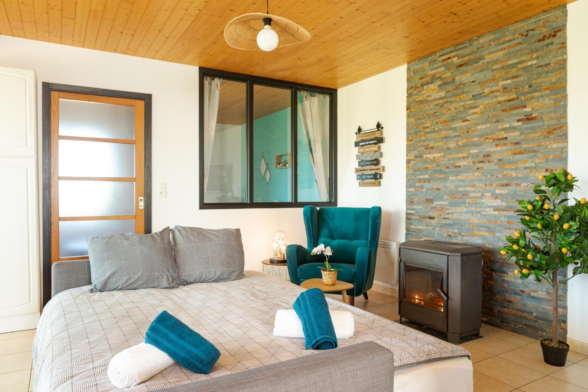 Holiday home Vue Mt-st-michel, Elegance, Calme Et Baby-foot Bonzini *